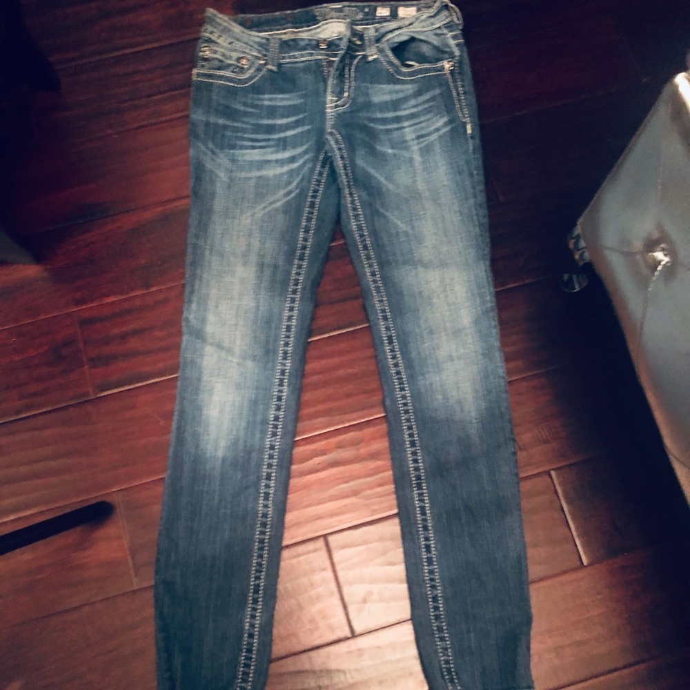 Miss Me Strait Leg Jeans